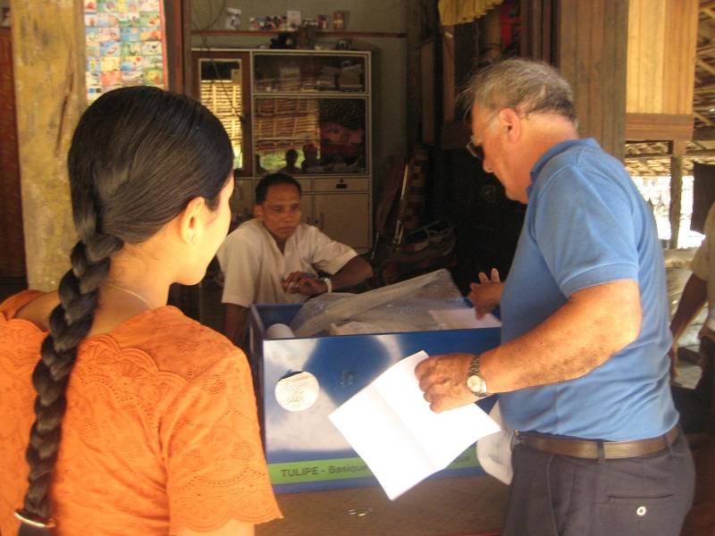 aide humanitaire médicaments Birmanie